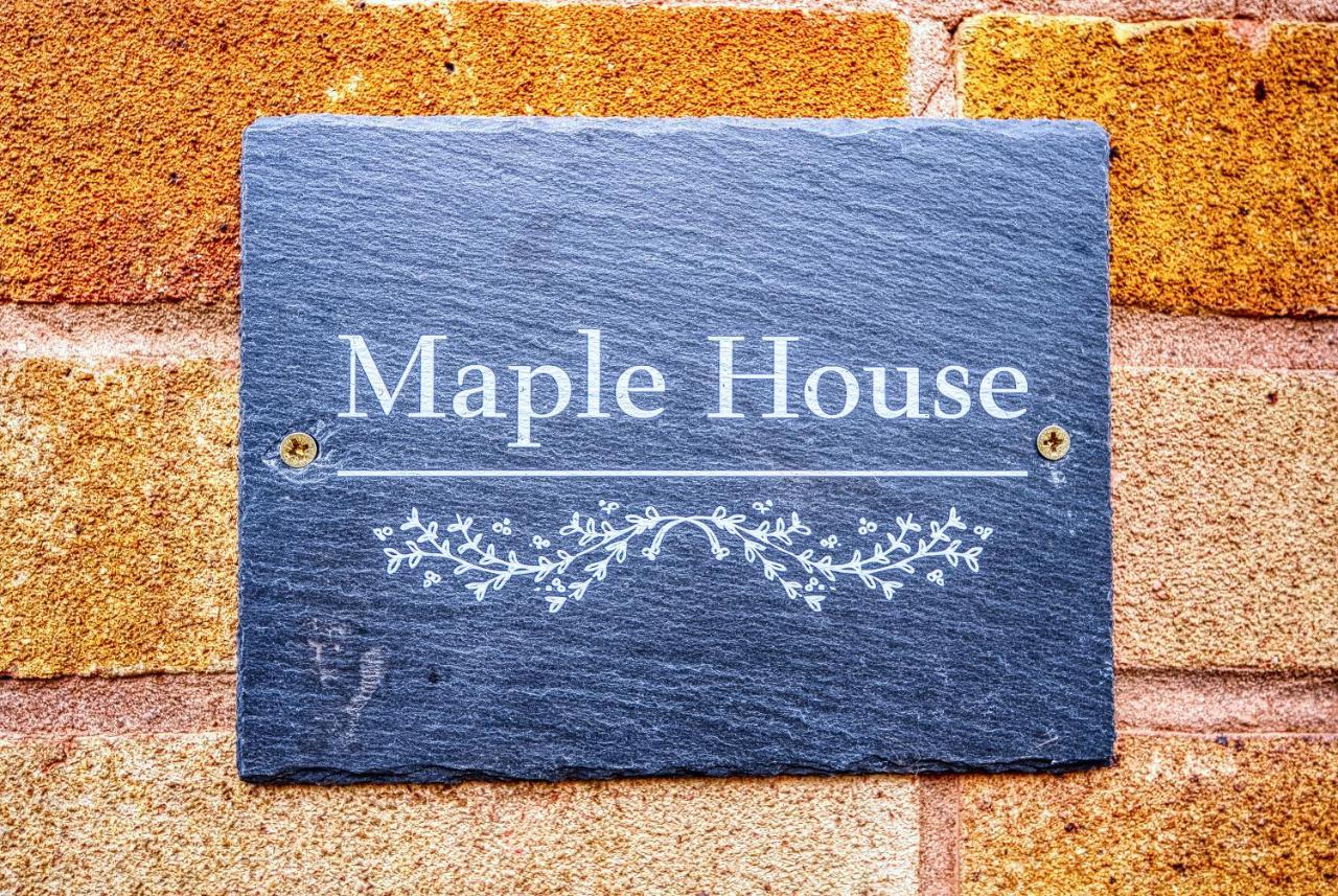 Elegant 5 Bed House - Sleeps 9, Central Solihull, Nec, Jlr, Hs2, Resorts World, Airport Business And Leisure Stays, Kültér fotó